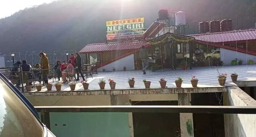 هتل Neelgiri