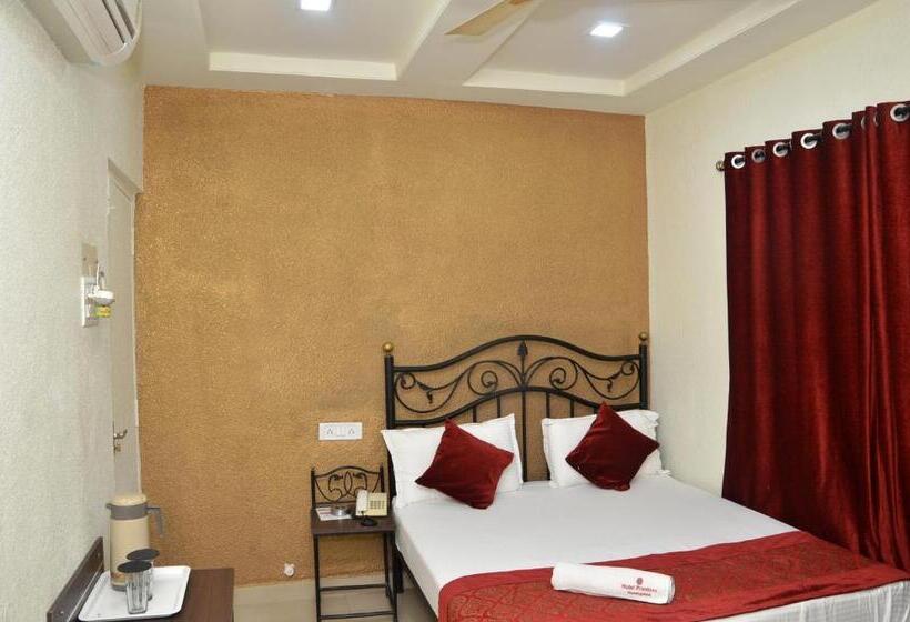 هتل Preetam Aurangabad