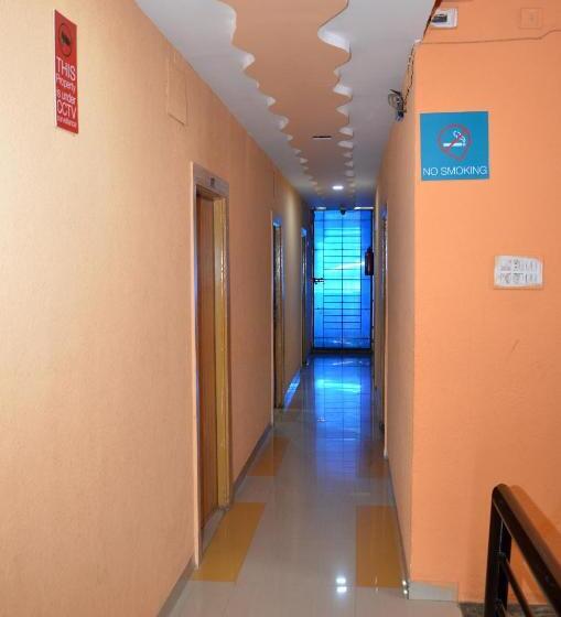 هتل Preetam Aurangabad