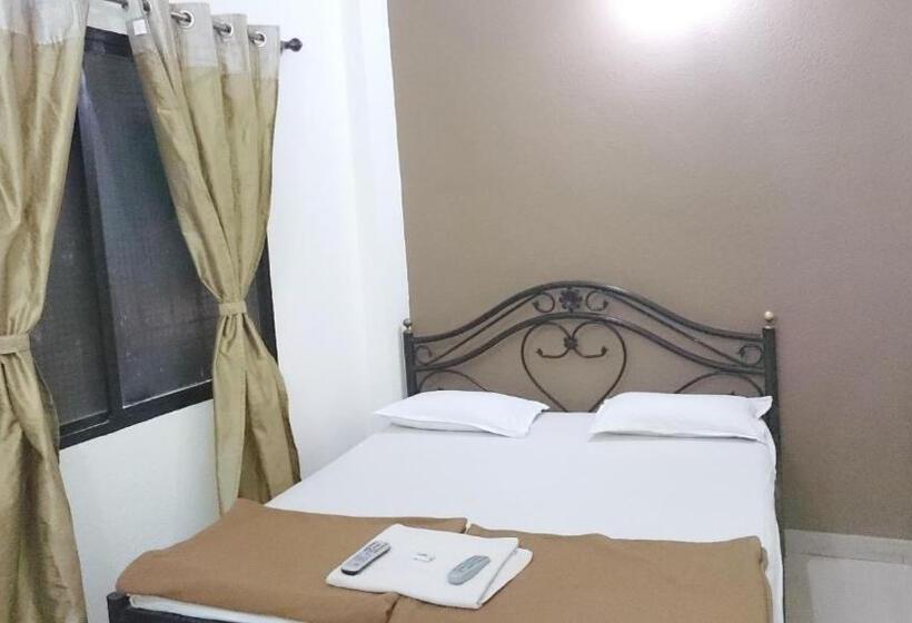 هتل Preetam Aurangabad