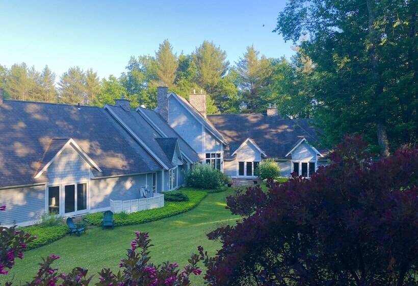 فندق Stone Hill Inn