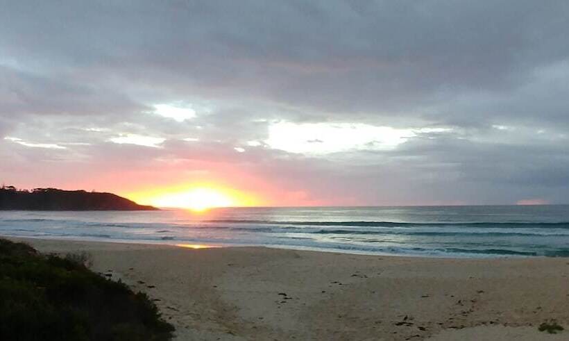 Mollymook Ocean View Motel Rewards Longer Stays  Over 18s Only