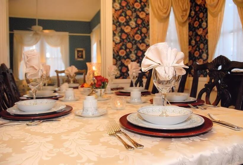 فندق Coastal Dreams Bed & Breakfast