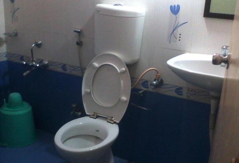 Hotel Pasuparthy Residency