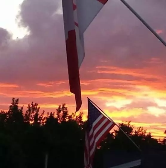 Fundy Rocks Motel And Chocolate River Cottages