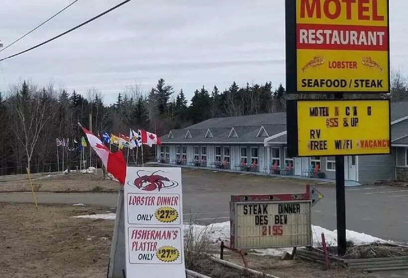Fundy Rocks Motel And Chocolate River Cottages