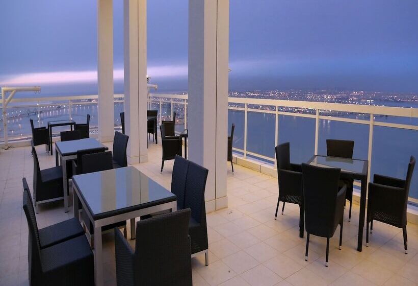 هتل Harbour Suites