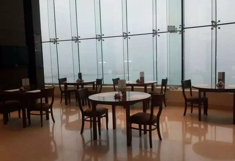 هتل Harbour Suites