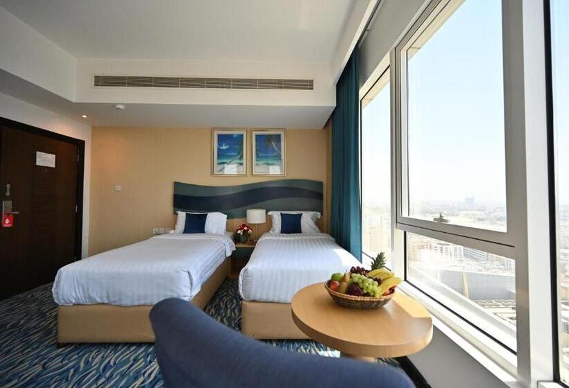 هتل Harbour Suites