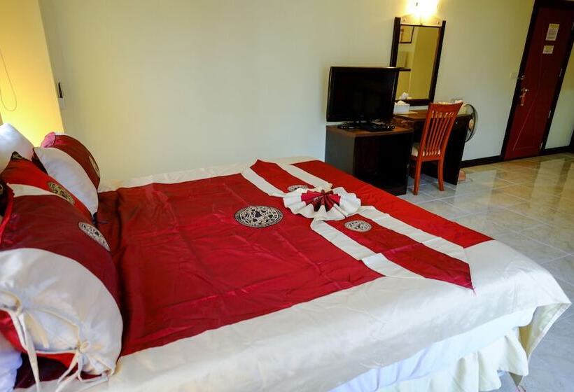 호텔 Adonis Guest House