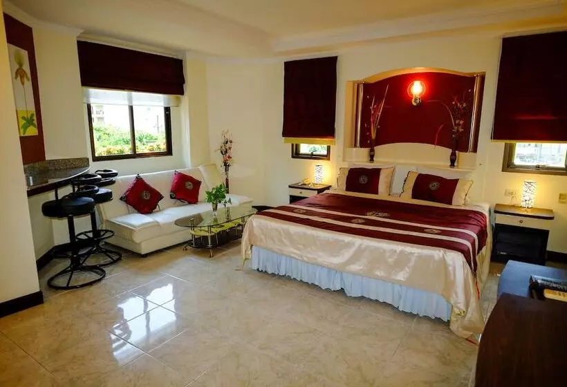 호텔 Adonis Guest House