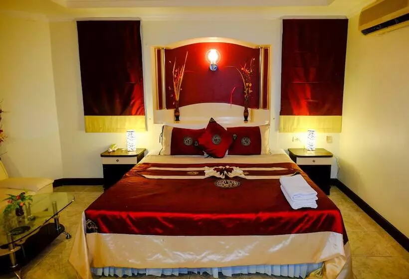 호텔 Adonis Guest House