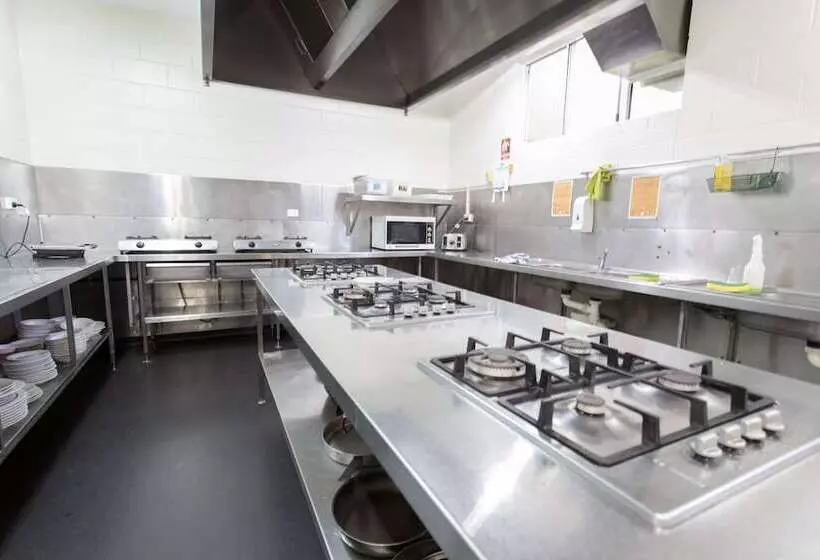 ユースホステル Yha Cairns Central