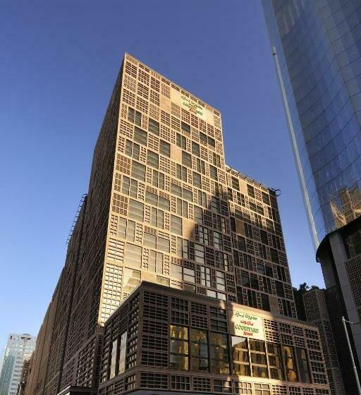 فندق Courtyard By Marriott World Trade Center, Abu Dhabi