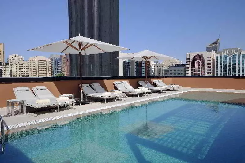 Отель Courtyard By Marriott World Trade Center, Abu Dhabi