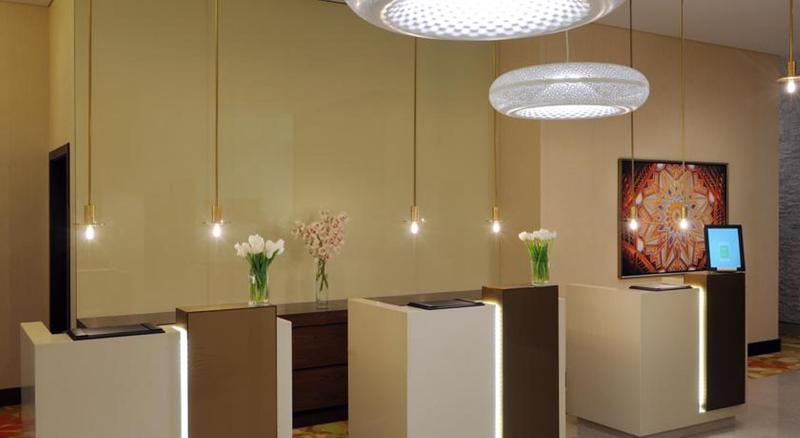 فندق Courtyard By Marriott World Trade Center, Abu Dhabi