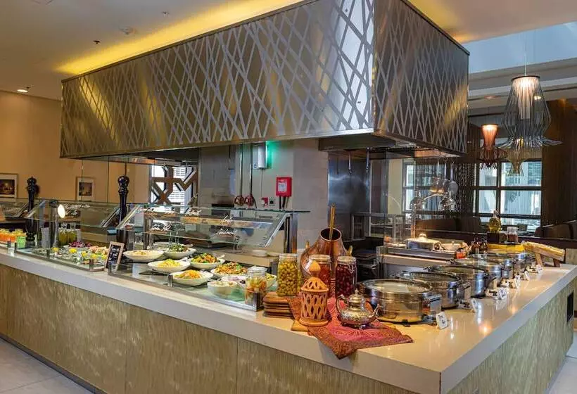 Отель Courtyard By Marriott World Trade Center, Abu Dhabi