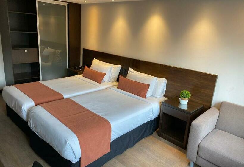 호텔 Crystal Tower