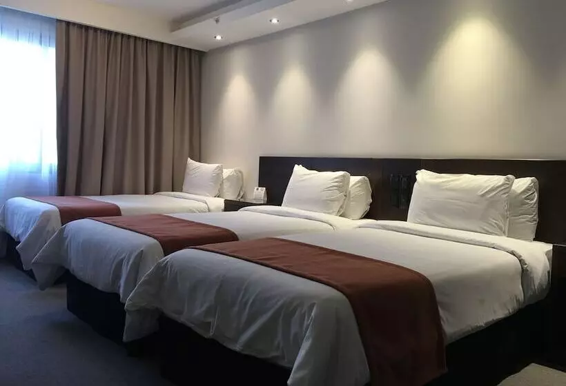 בית מלון כפרי Crystal Tower