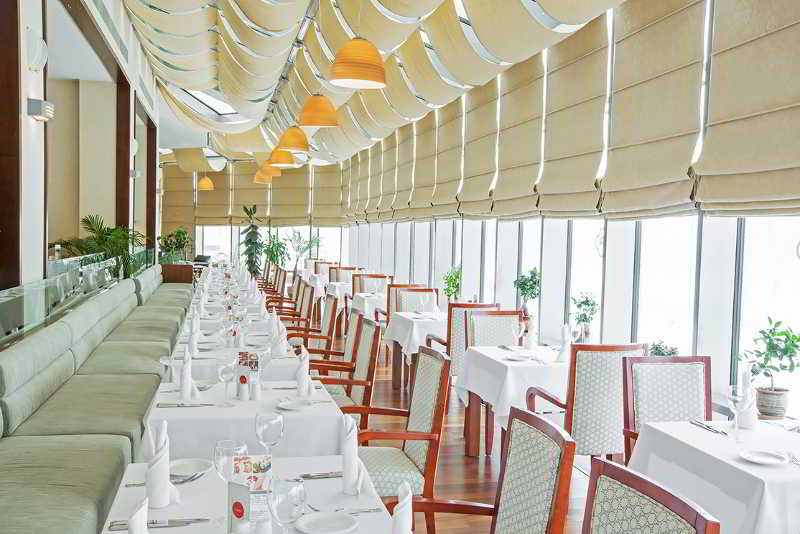 酒店 Dedeman Oskemen Tavros