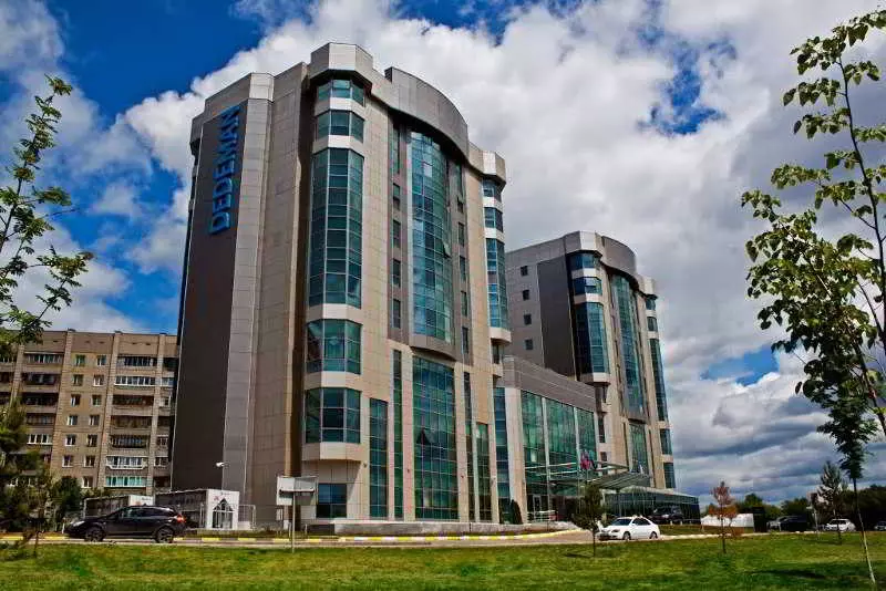 酒店 Dedeman Oskemen Tavros