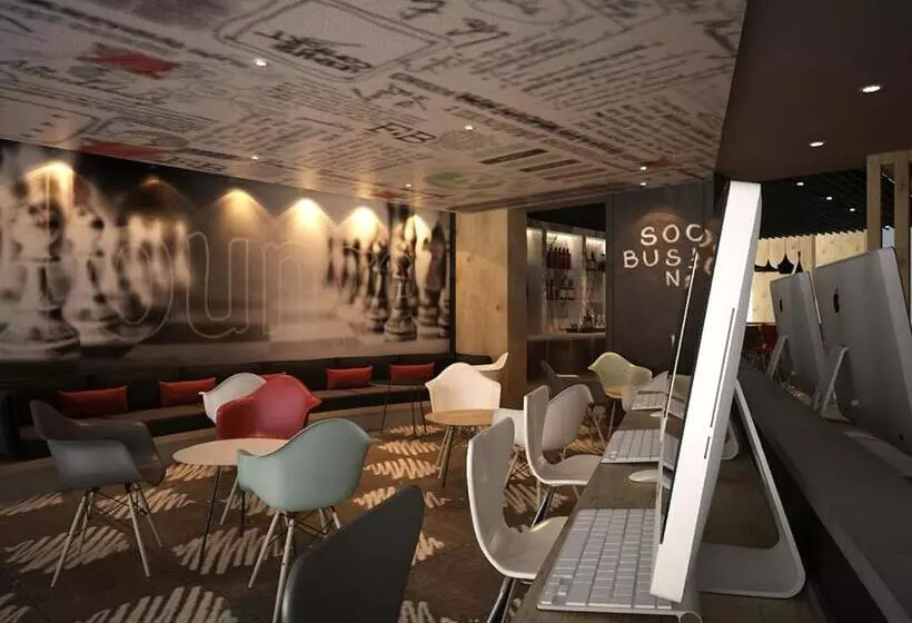 Отель Ibis Gading Serpong