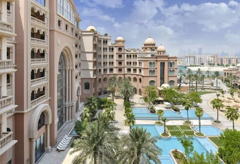 هتل Marsa Malaz Kempinski, The Pearl