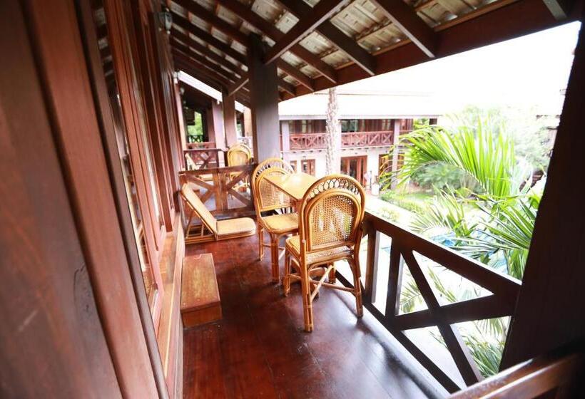 בית מלון כפרי Muangthong Boutique