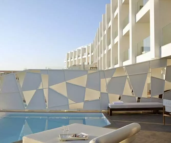 ホテル Nikki Beach Resort & Spa Porto Heli