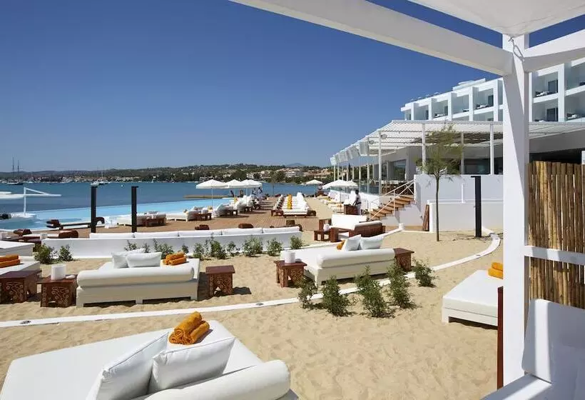 ホテル Nikki Beach Resort & Spa Porto Heli
