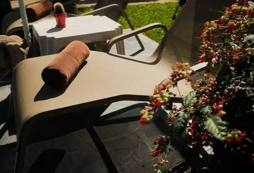 Phuket Airport Hotel   Sha Extra Plus