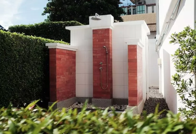 Phuket Airport Hotel   Sha Extra Plus