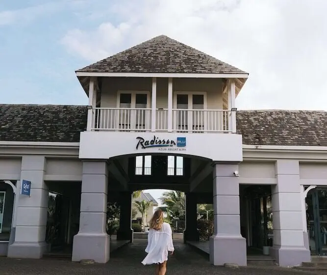 هتل Radisson Blu Azuri Resort & Spa