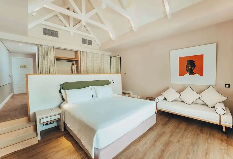 هتل Radisson Blu Azuri Resort & Spa