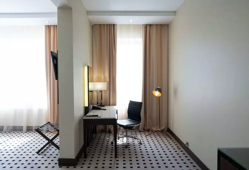 Radisson Blu Hotel, Chelyabinsk