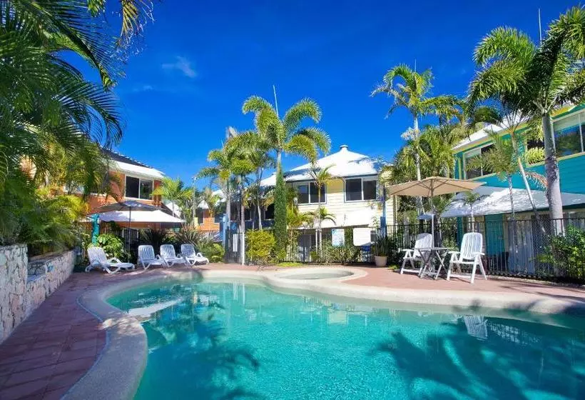 Отель Sails Lifestyle Resort