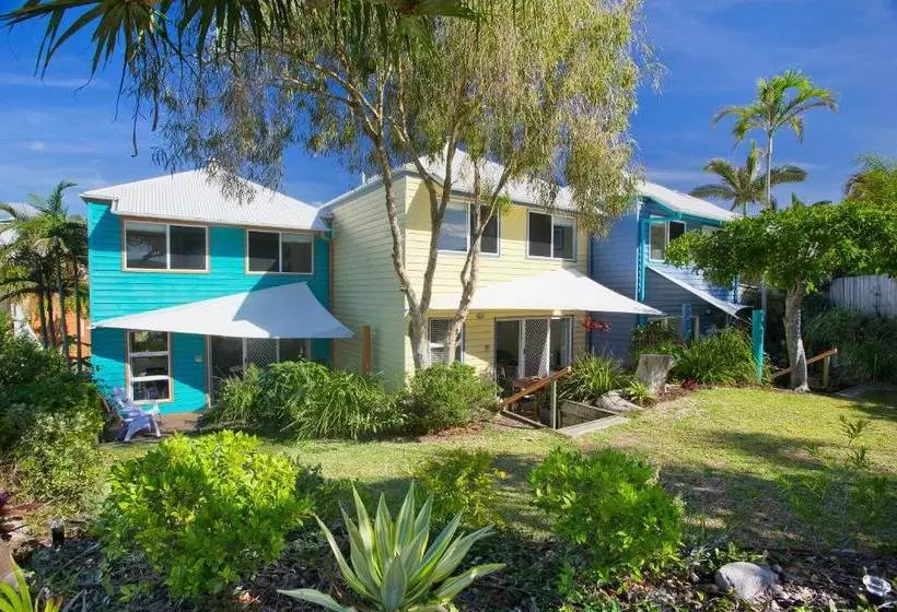 Отель Sails Lifestyle Resort