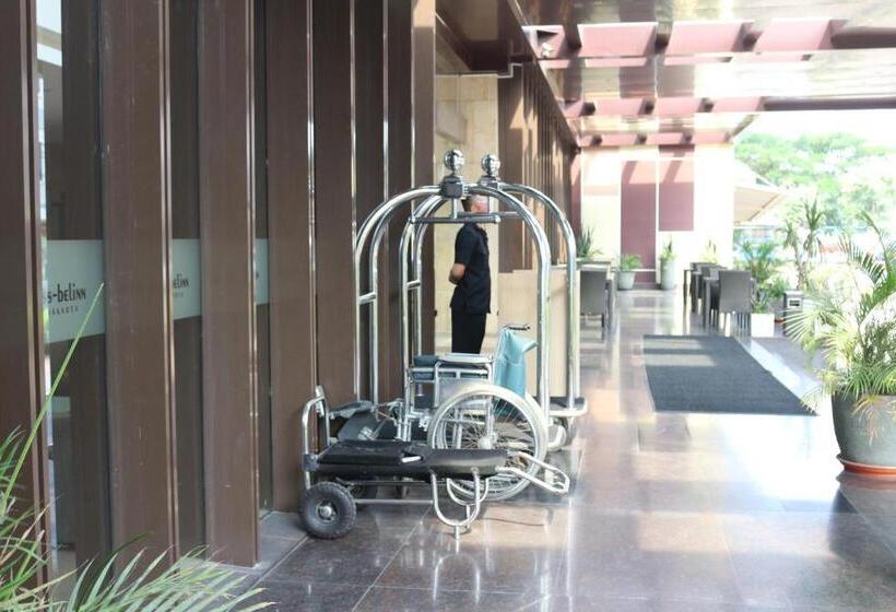 酒店 Swissbelinn Airport Jakarta