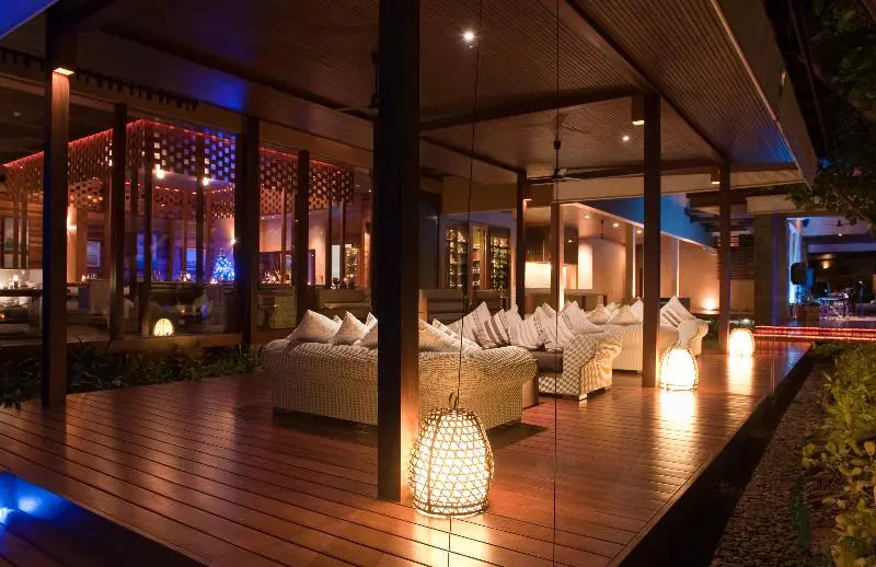 هتل Wanakarn Beach Resort & Spa