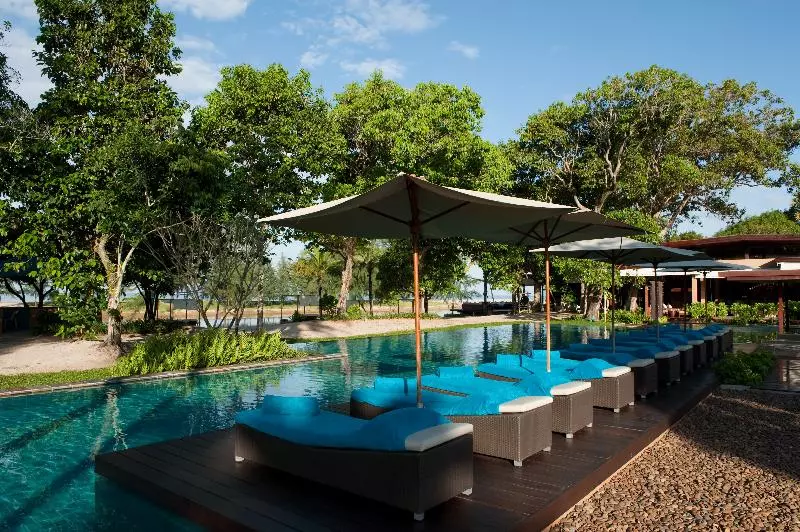 هتل Wanakarn Beach Resort & Spa