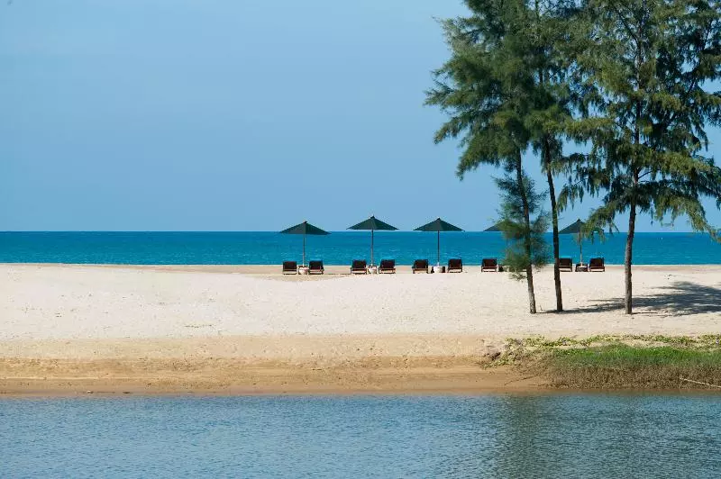 هتل Wanakarn Beach Resort & Spa