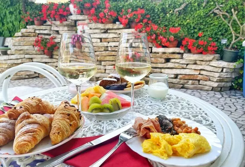 Milton Boutique Hotel Adults Only