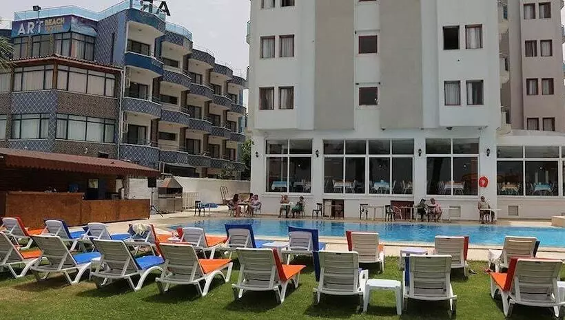 Nuova Beach Hotel