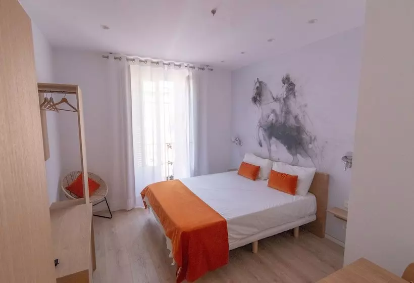 Plaza Mayor Suites & Apartments