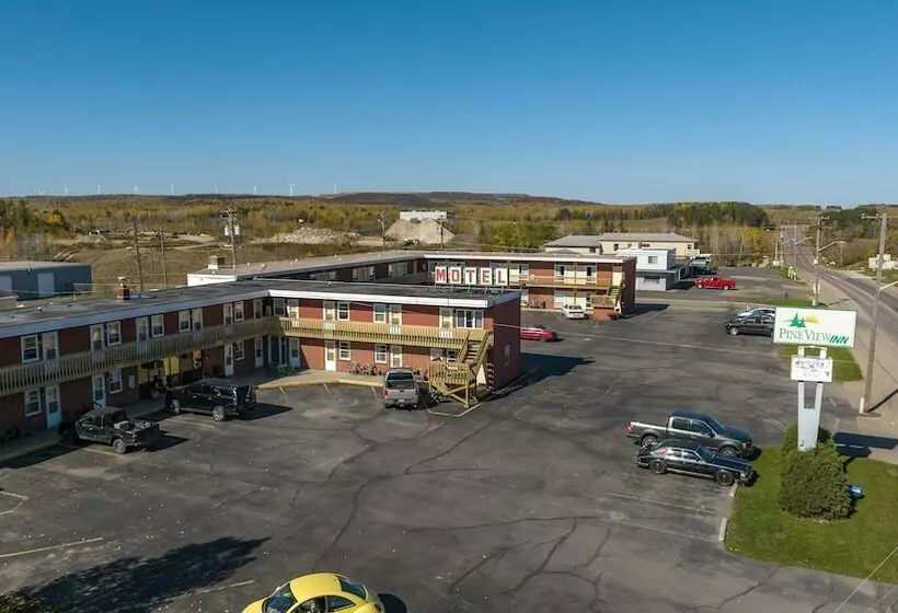 Hotelli Pine View Inn