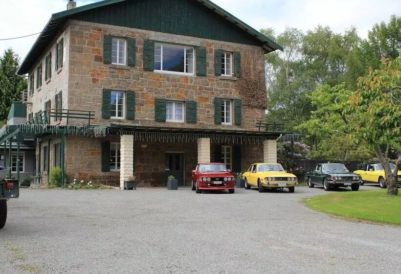 Hotelli The Mill House