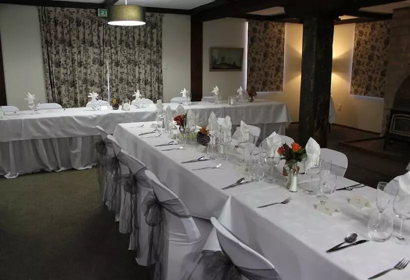 Hotelli The Mill House