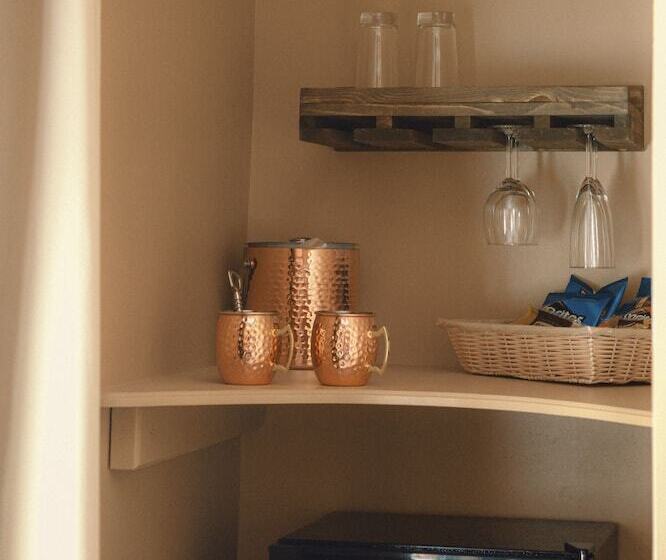 فندق Peninsula Bed & Cocktails