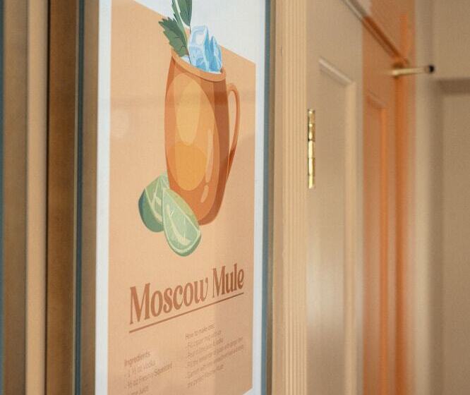 فندق Peninsula Bed & Cocktails