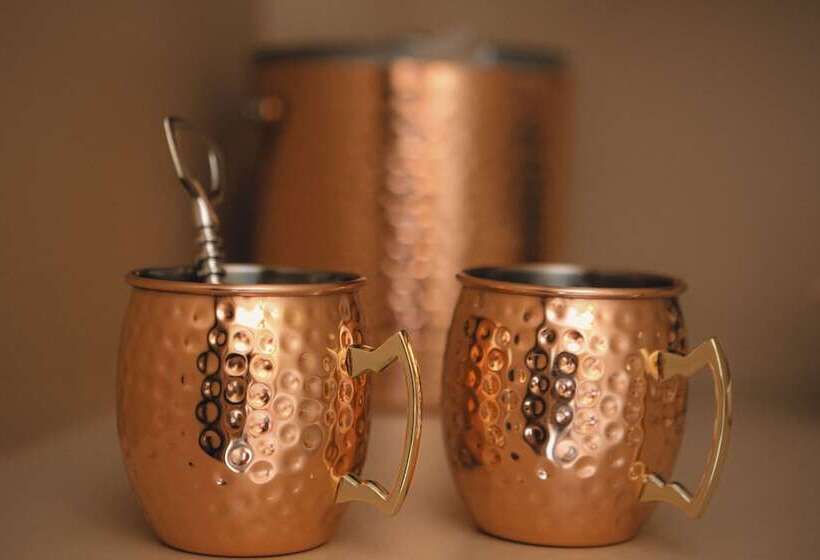 فندق Peninsula Bed & Cocktails